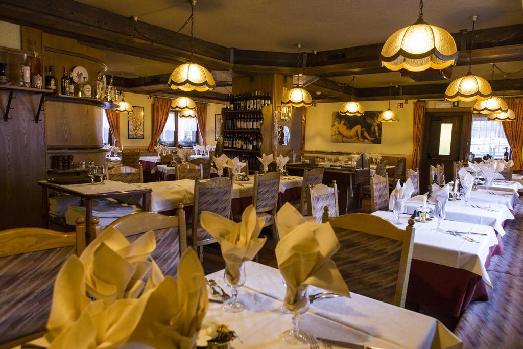 Hotel La Baita Livigno Bagian luar foto